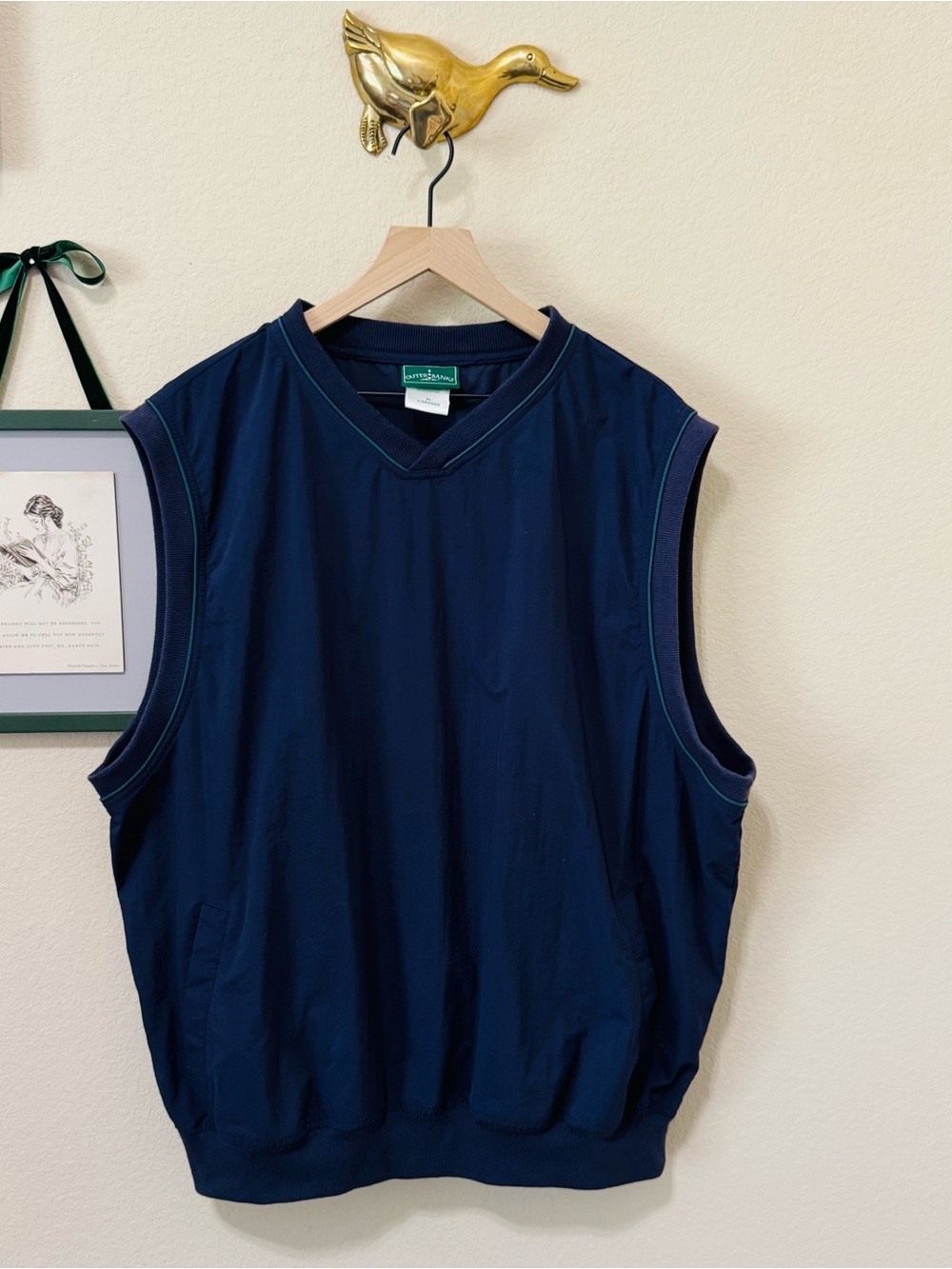 OUTER BANKS | Men's Navy Sleeveless V-Neck Pullover Vest Size XL